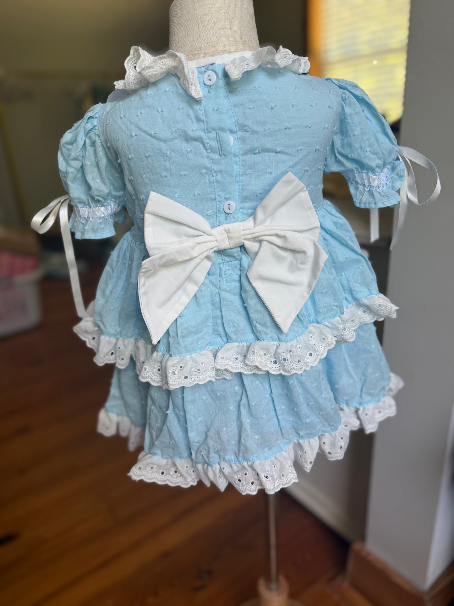 Handsmocked Sandollars