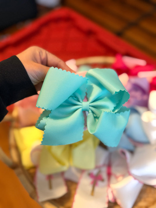 Teal Scalloped Bow 5.5 inch