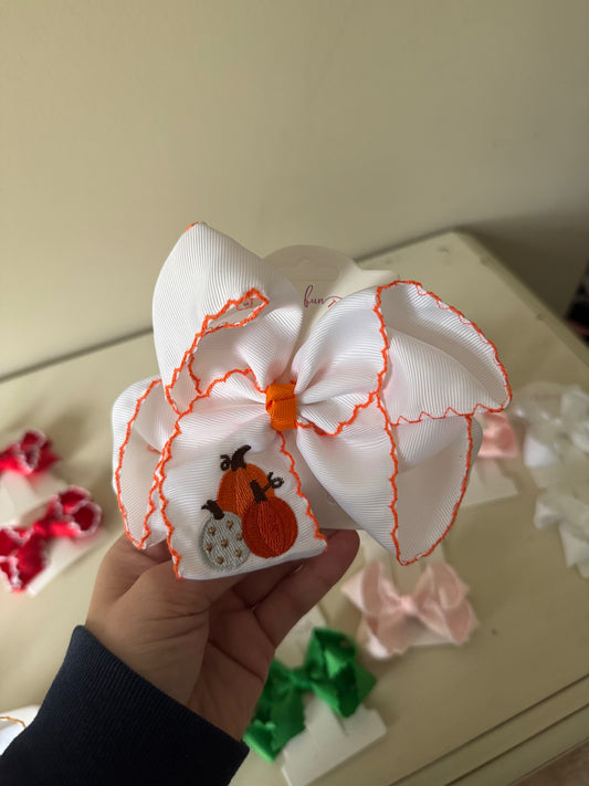 Pumpkin Trio Moonstitch 5 inch Bow