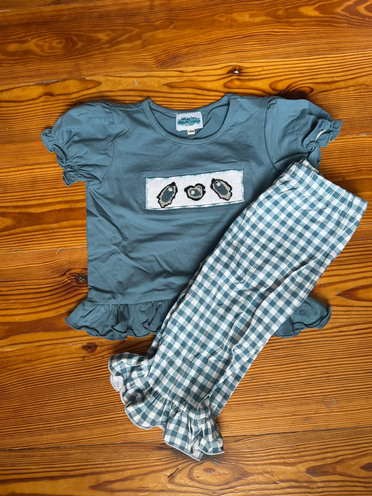 Girls Set Handsmocked Oysters