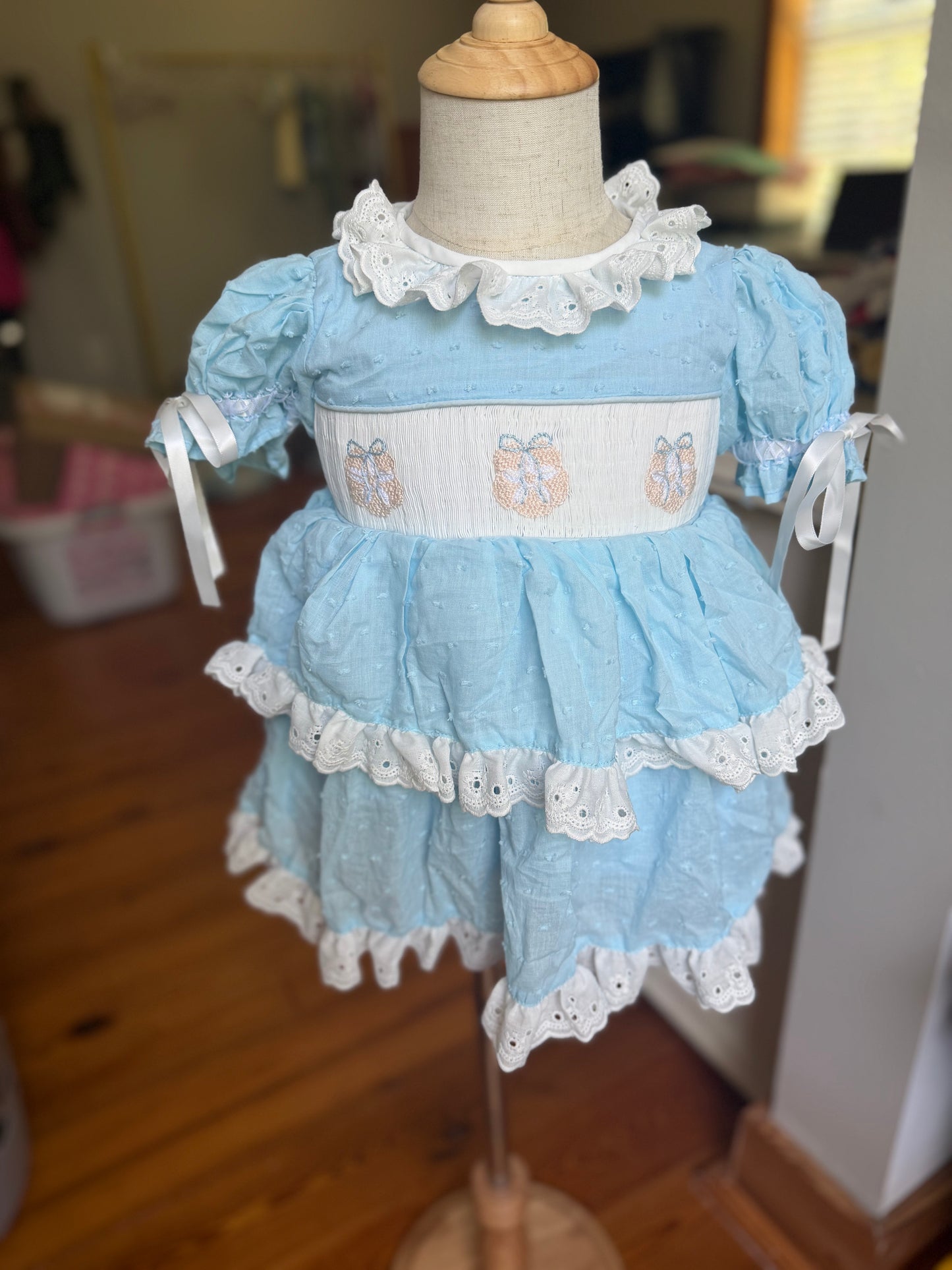 Handsmocked Sandollars