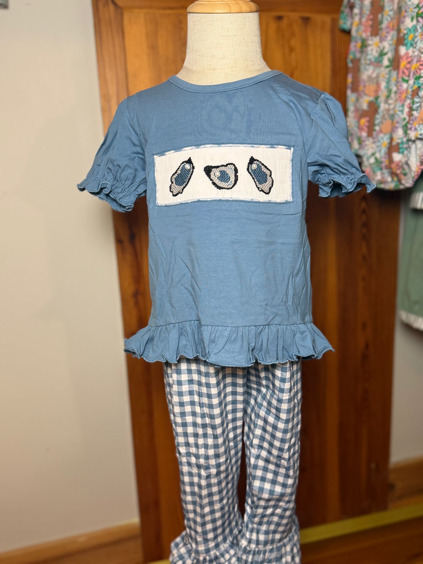 Girls Set Handsmocked Oysters