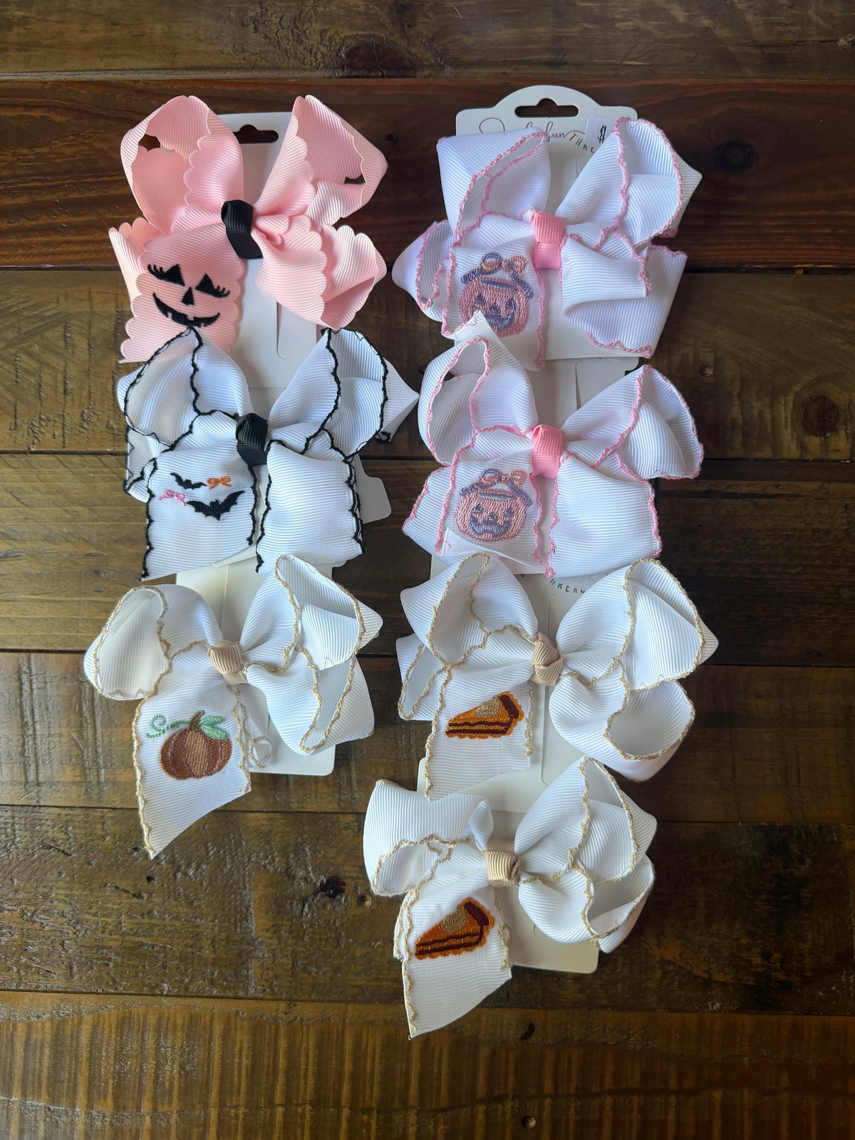 4 Inch Embroidered Bows